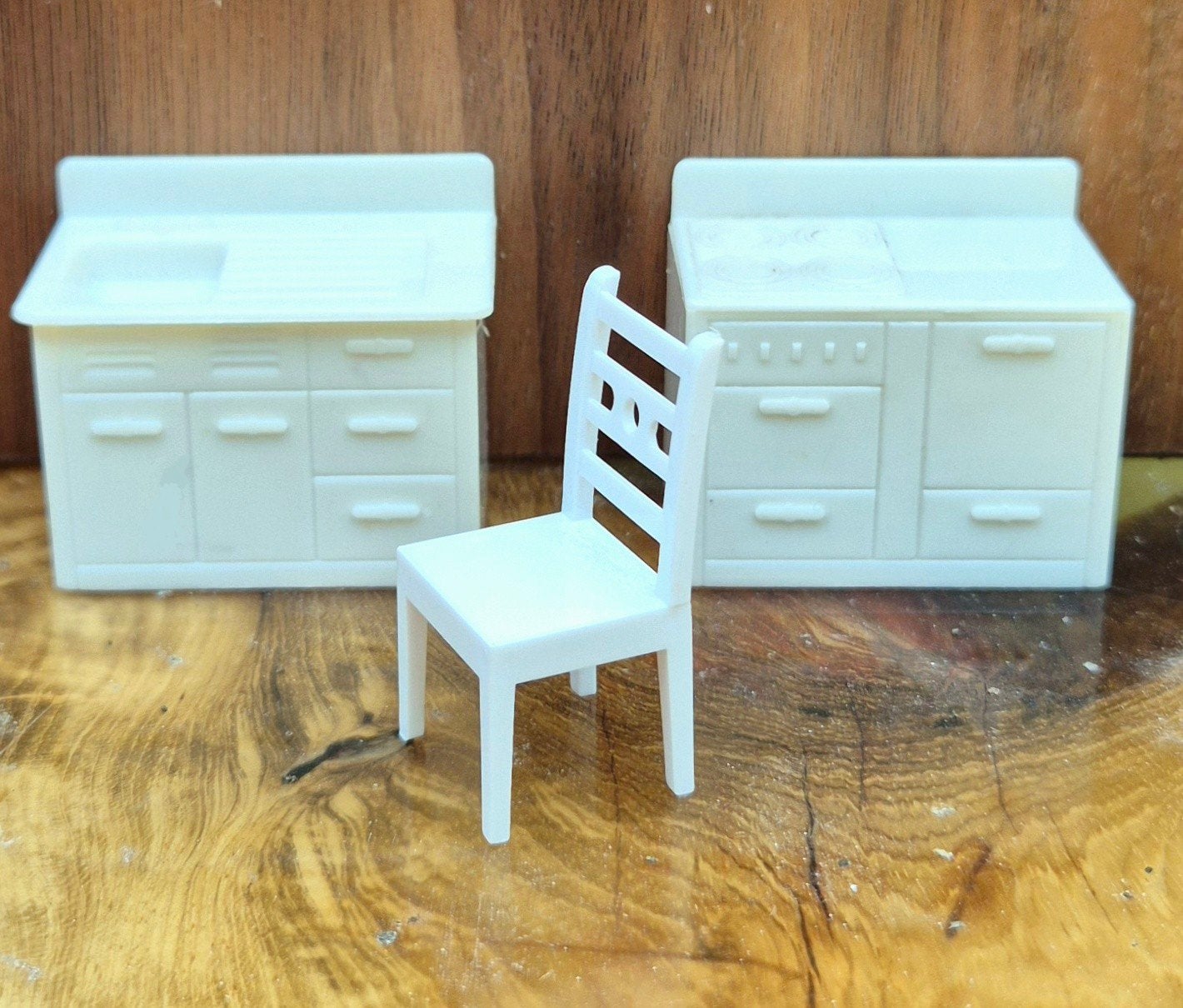 Vintage wit plastic minikeuken 1:24 poppenhuis meubels retro, Ophalen of Verzenden, Gebruikt, Gebruiksvoorwerp