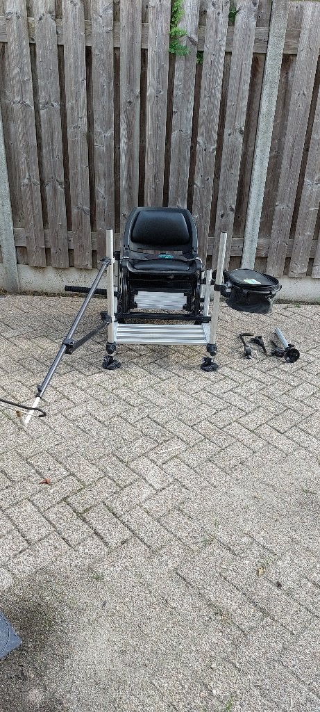 rive visstation, Watersport en Boten, Ophalen, Zo goed als nieuw, Complete set