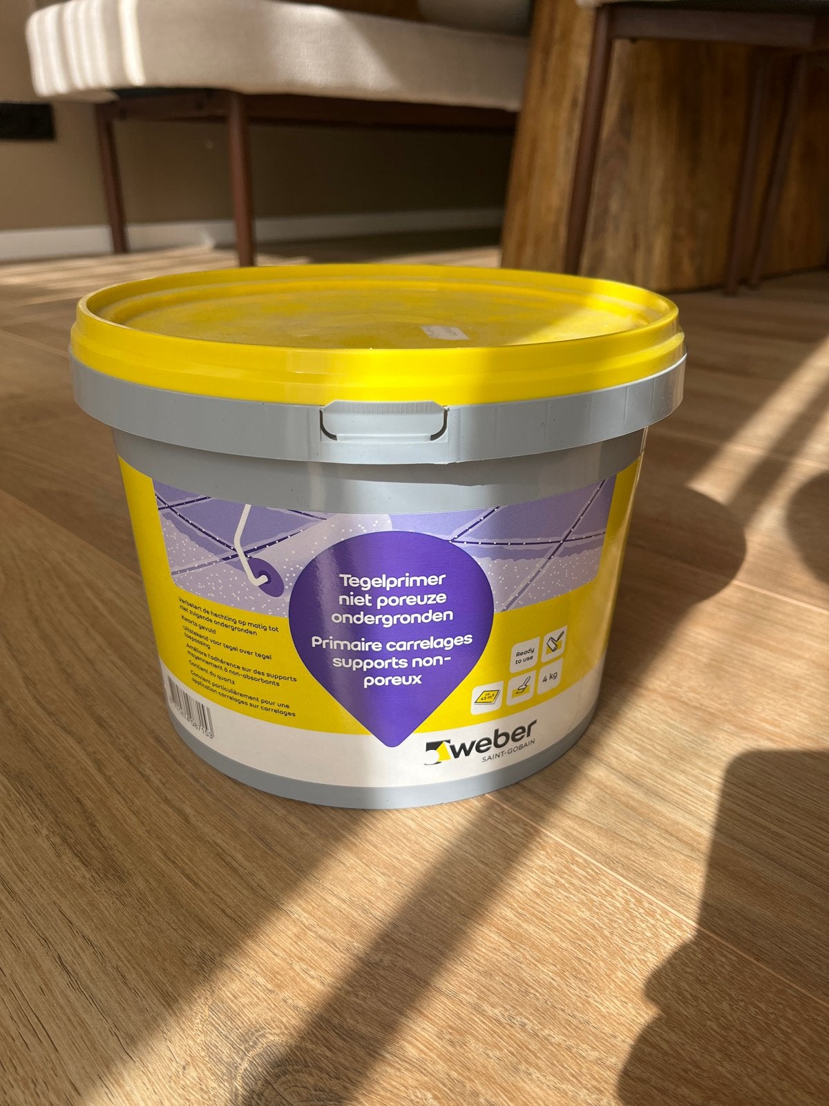 Weber Tegelprimer niet-poreuze ondergronden 4kg, Gebruikt, Overige kleuren, Ophalen of Verzenden, Verf