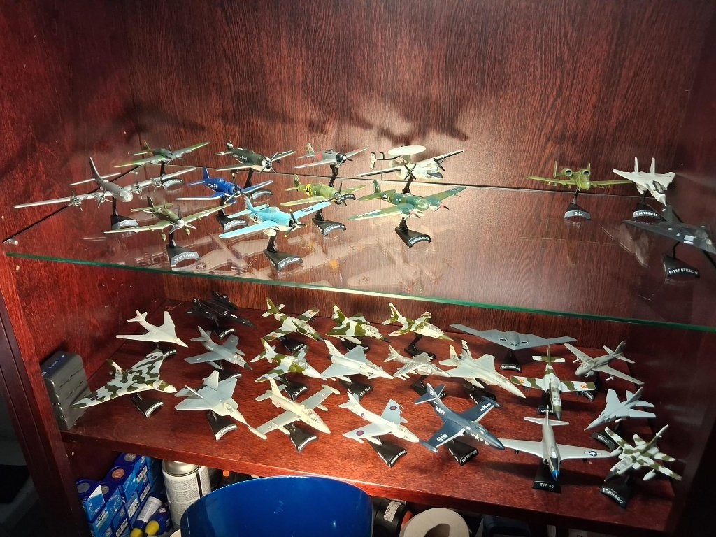 model vliegtuig, 1:144 tot 1:200, Zo goed als nieuw, Vliegtuig, Ophalen