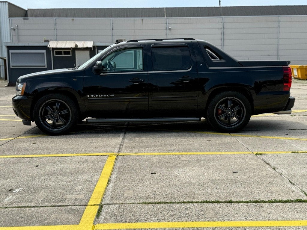 Chevrolet AVALANCHE 5.3 Benzine geel kenteken!, Auto's, Automaat, Gebruikt, 324 pk, Zwart