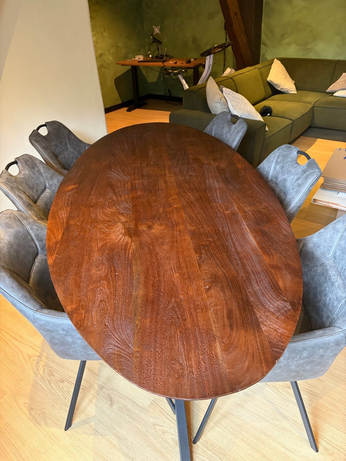 Ovale eettafel met metalen spinpoot: MOET SNEL WEG!, Ophalen, Gebruikt, 100 tot 150 cm, 150 tot 200 cm
