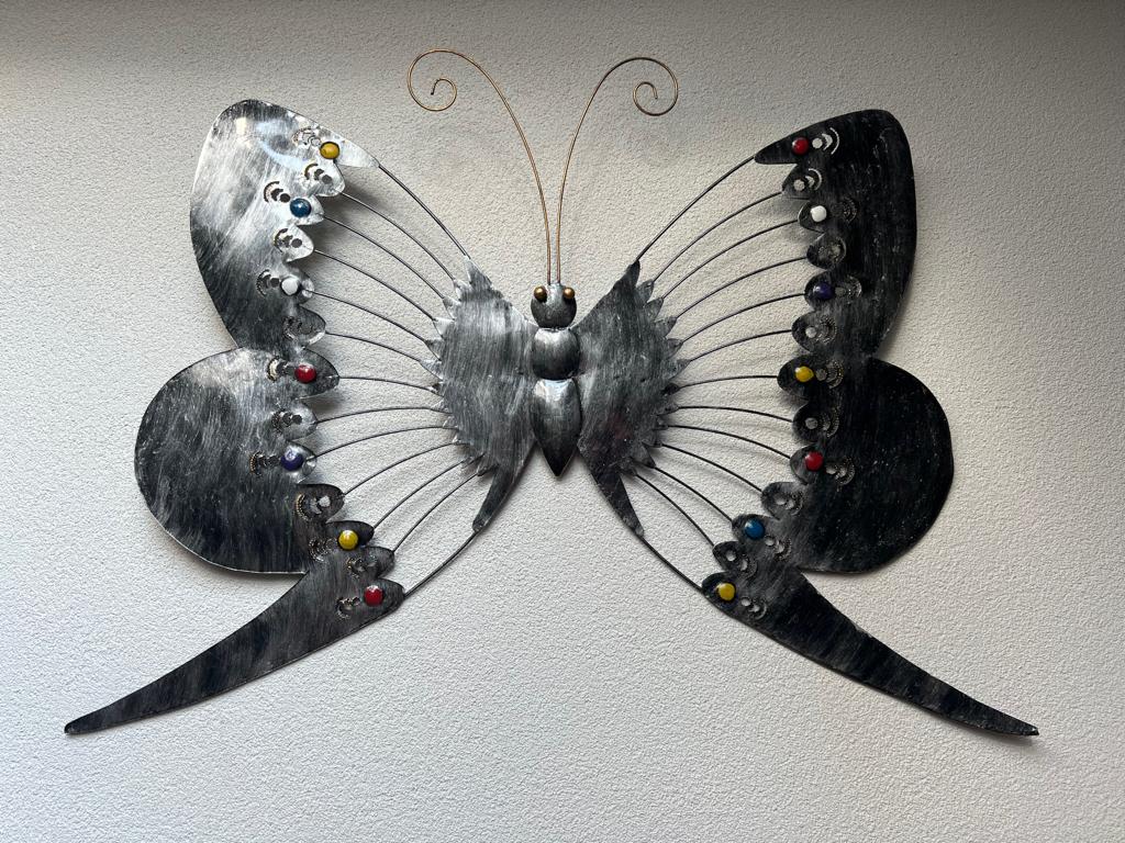 Vlinder metaal wanddecoratie uit bali met kleurtjes, Metaal, Verburgt Vintage, 62 cm, Nieuw