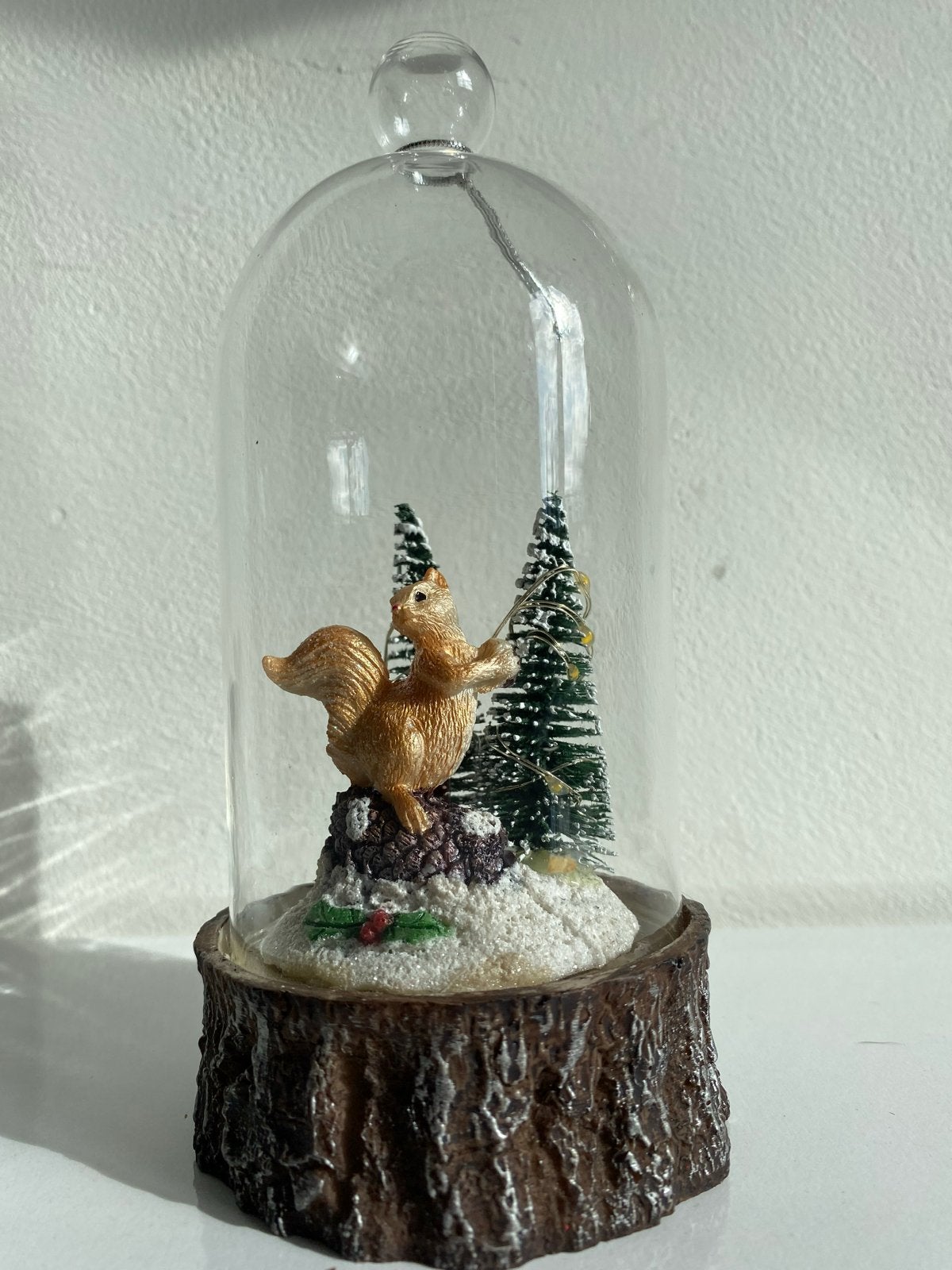 Eekhoorn tafereel in stolpje kerst, Ophalen of Verzenden, Zo goed als nieuw