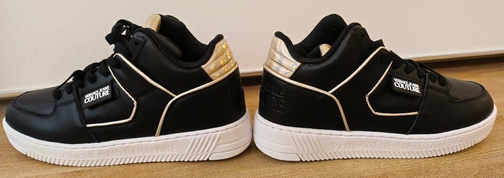 Schoenen sneakers goud Versace counture dames nieuw hilfiger, Kleding | Dames, Schoenen, Ophalen of Verzenden, Zo goed als nieuw