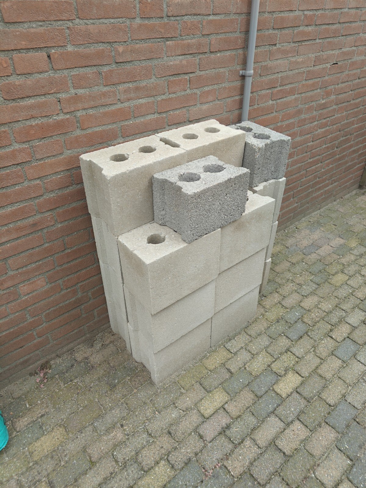 Betonblokken: BIA 32,5x20x24cm en 29x20x19cm, Doe-het-zelf en Verbouw, Ophalen, Nieuw, Beton