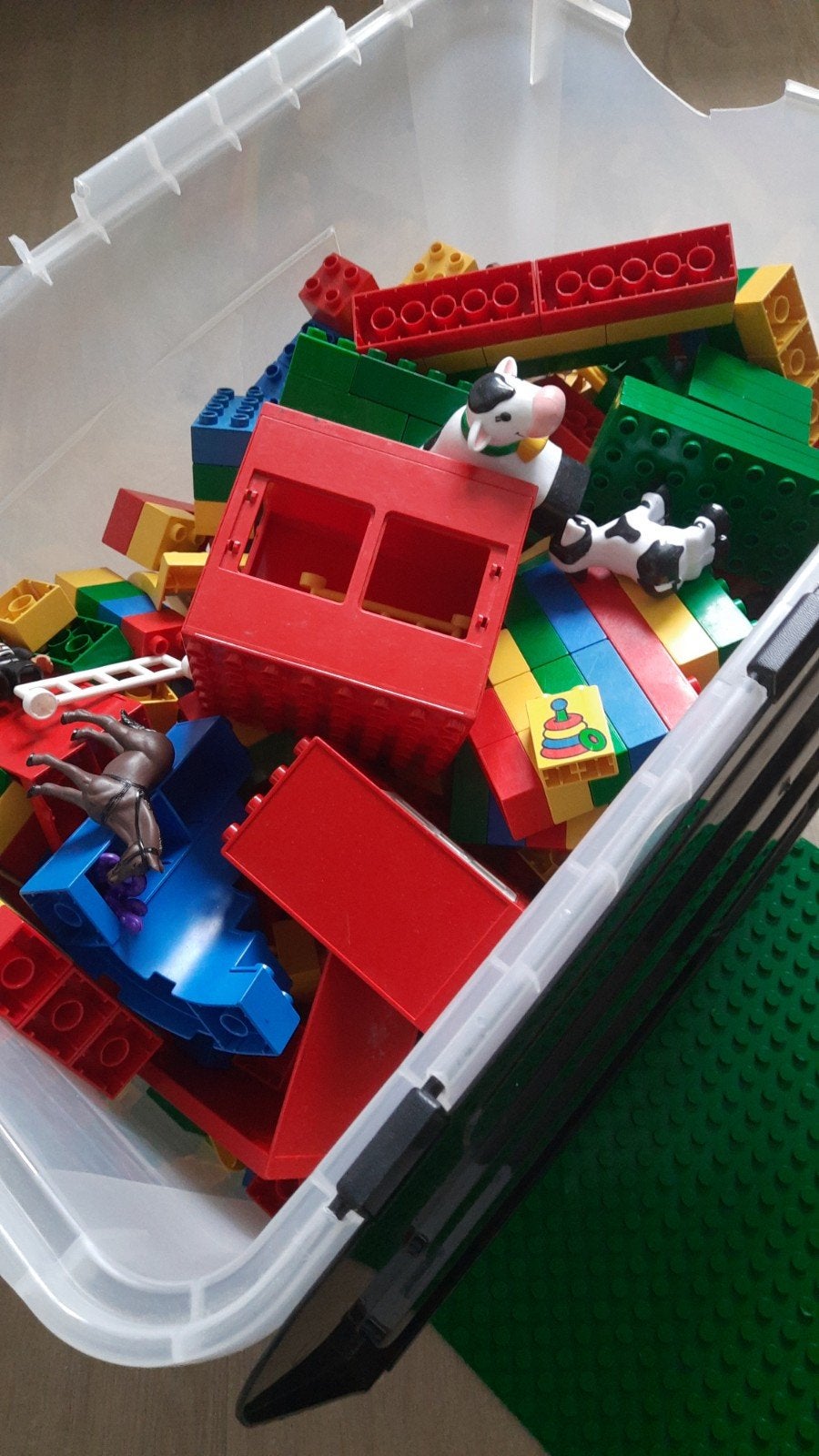 Grote bak met duplo, Ophalen of Verzenden, Zo goed als nieuw