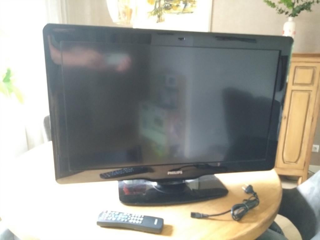 Philips TV met HDMI - Goede staat, Audio, Tv en Foto, Televisies, Ophalen, Philips, Gebruikt, 60 tot 80 cm