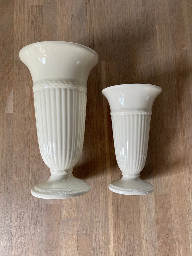 Wedgwood Edme Plain Vaas groot en klein NIEUW trompetvaas, Overige kleuren, Aardewerk of Porselein, Nieuw, Ophalen of Verzenden