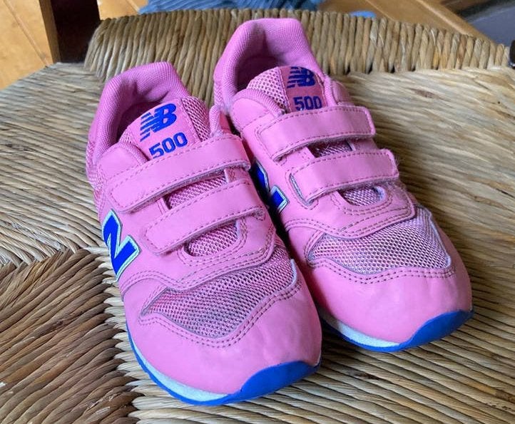 Roze New Balance 500 sneakers voor meisjes, Kinderen en Baby's, Ophalen of Verzenden, Gebruikt, Meisje, Schoenen