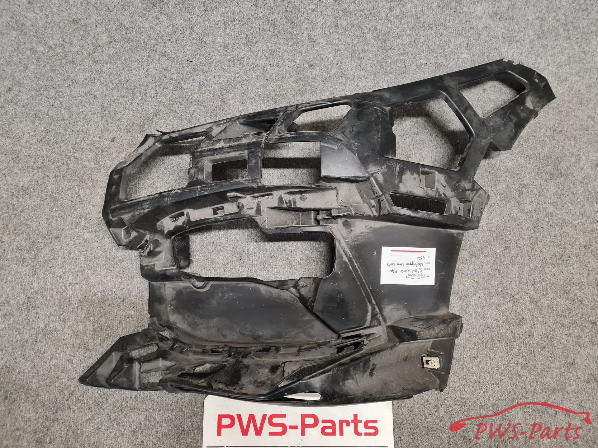 BMW 1-SERIE F40 BUMPERSTEUN ADAPTER VOORBUMPER STEUN LINKS O, Auto-onderdelen, Overige Auto-onderdelen, Gebruikt, -, -, Ophalen of Verzenden