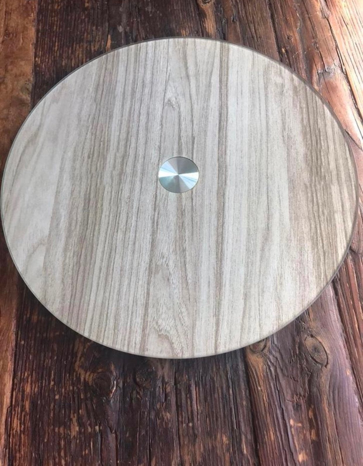 Modern draai plateau met glazen en houten accenten, Ophalen of Verzenden, Zo goed als nieuw, Taarten, Versiering