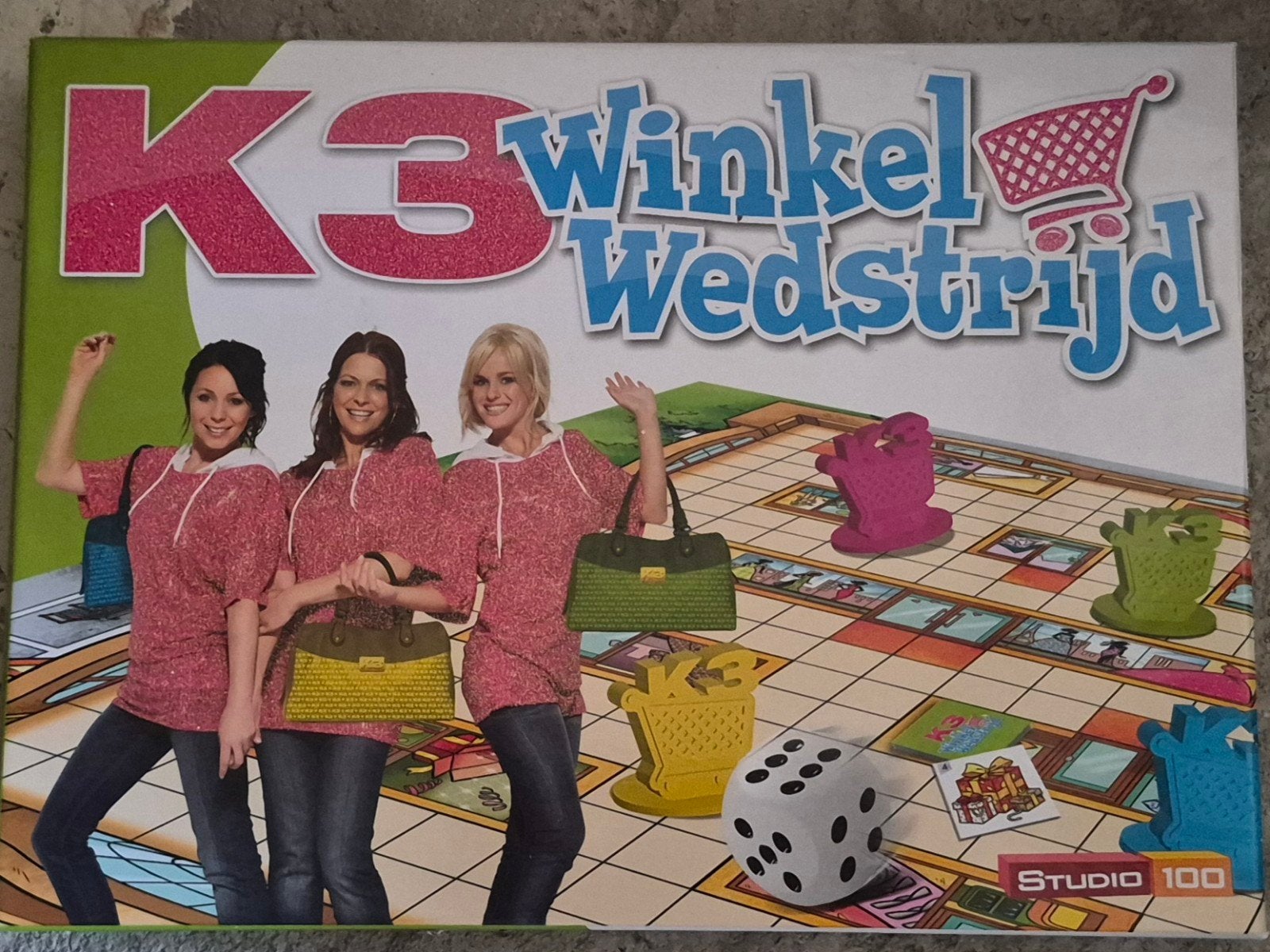 K3 Winkel Wedstrijd Bordspel - Studio 100, Drie of vier spelers, Ophalen of Verzenden, Gebruikt, Studio 100