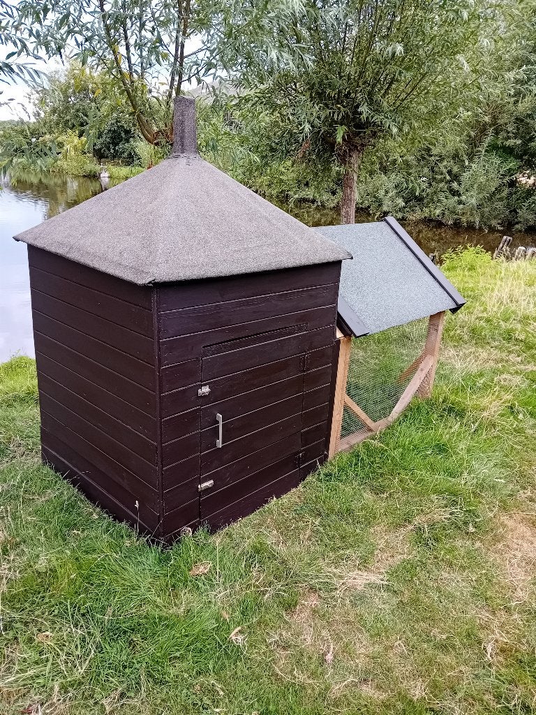 Nieuwe kippenhooiberg met overdekte ren, Ophalen, Nieuw, Kippenhok of Kippenren