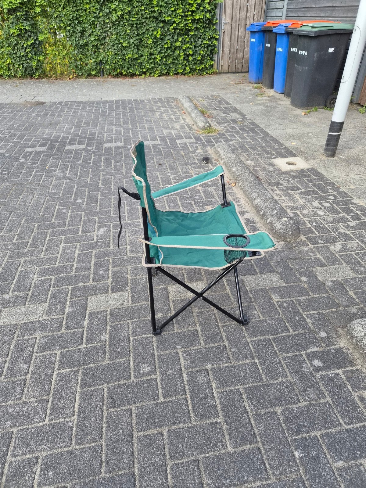 Twee handige en comfortabele opvouwbare campingstoelen., Caravans en Kamperen, Ophalen, Zo goed als nieuw, Campingstoel