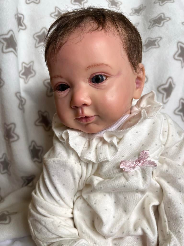 Realistische Reborn Babypop - Handgemaakt en Gedetailleerd, Ophalen of Verzenden, Zo goed als nieuw, Babypop