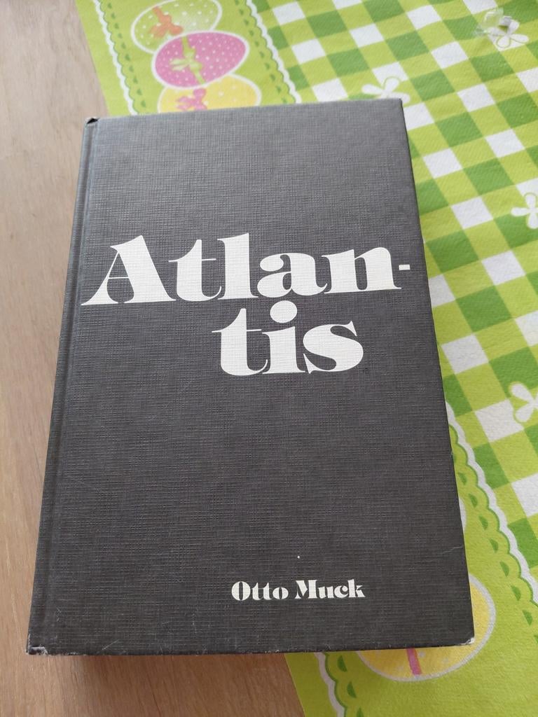 Atlantis - Nieuwe feiten over een eeuwenoud raadsel, Ophalen of Verzenden, Gelezen, Otto Muck