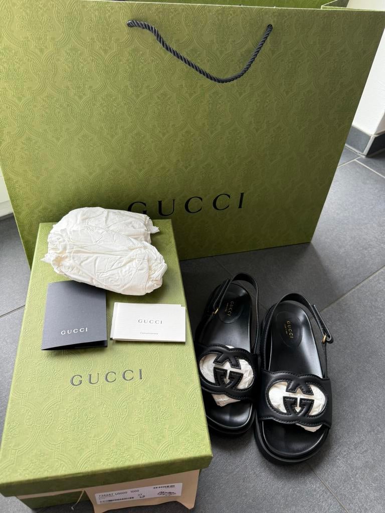 Gucci Sandalen Origineel aankoopfactuur 37, Zwart, Zo goed als nieuw, Sandalen of Muiltjes, Ophalen of Verzenden