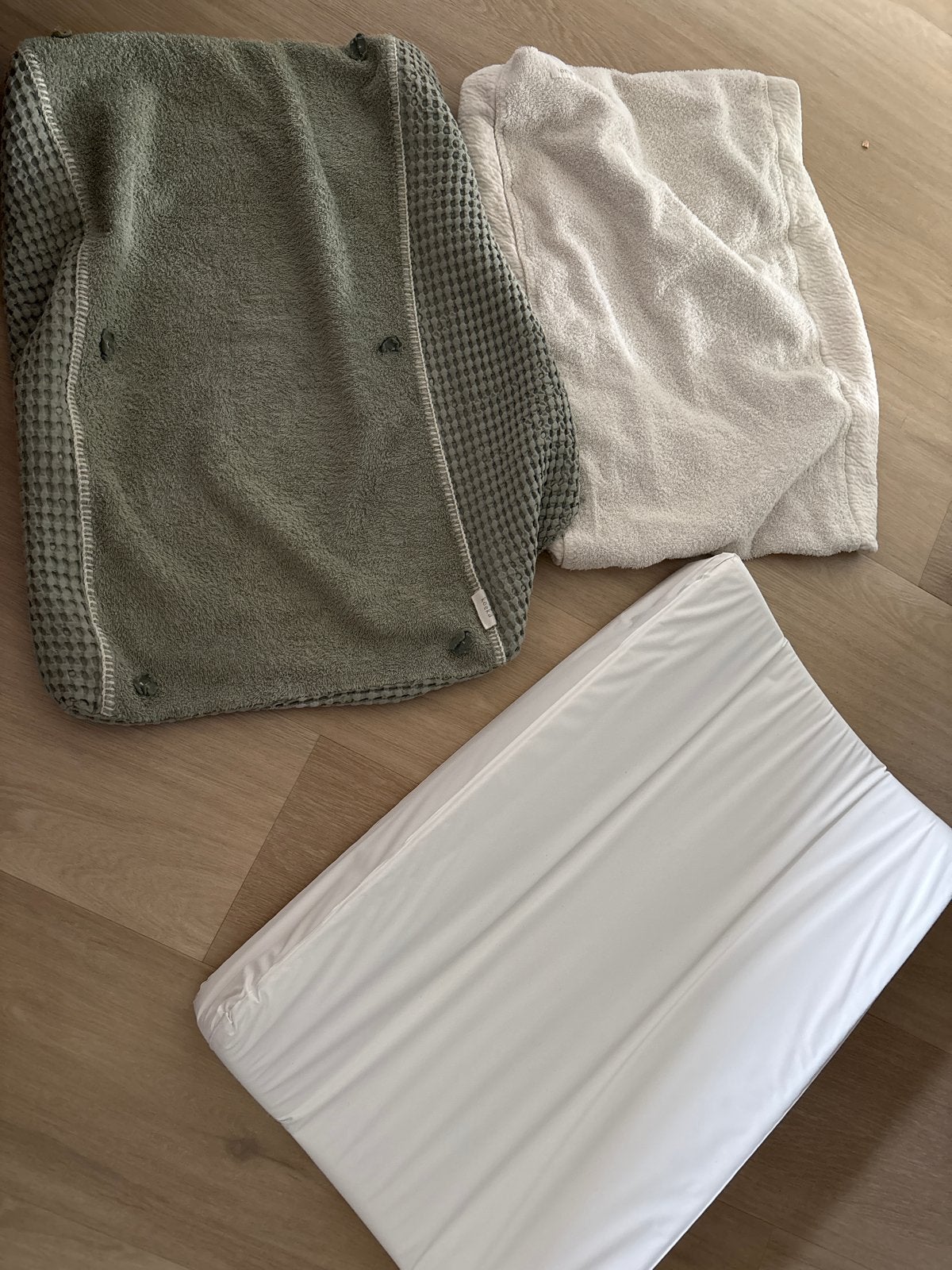 Koeka aankleedkussen met 2 hoezen, Ophalen, Gebruikt, Aankleedkussen