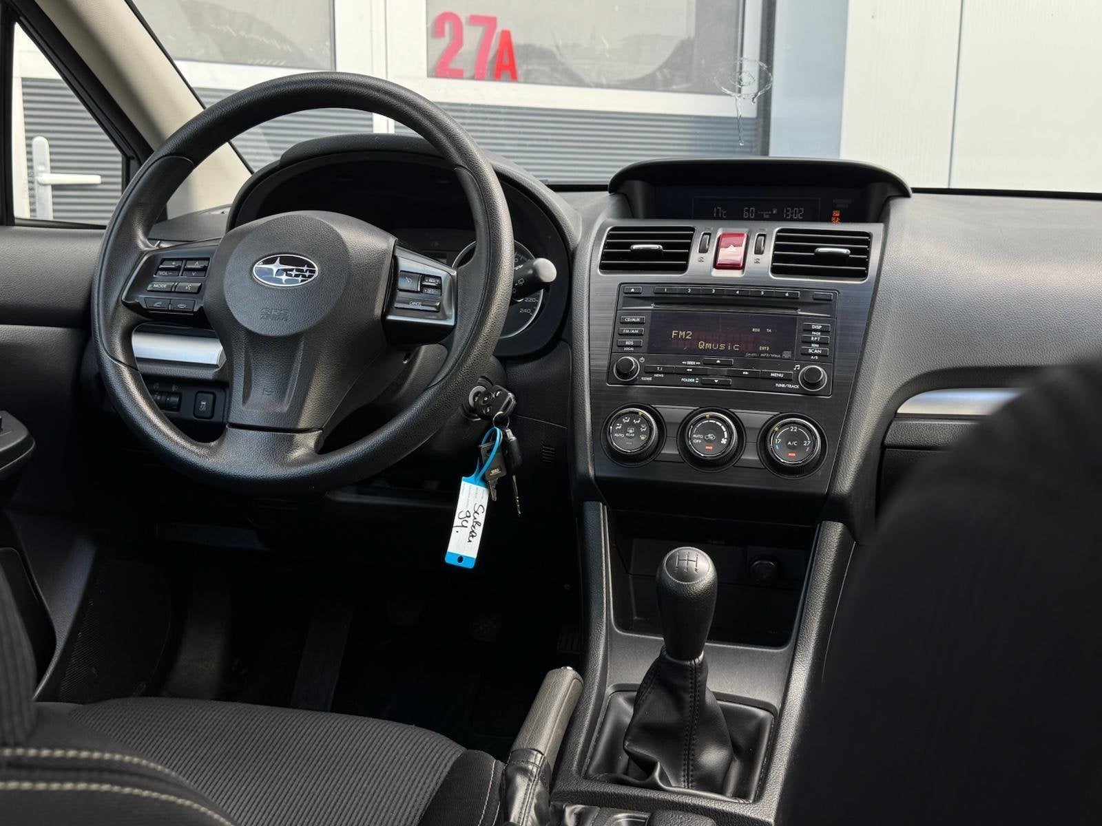 Subaru XV 1.6i Luxury AWD | Trekhaak | Climate | Cruise | Li, Auto's, Euro 5, Gebruikt, 4 cilinders, Origineel Nederlands