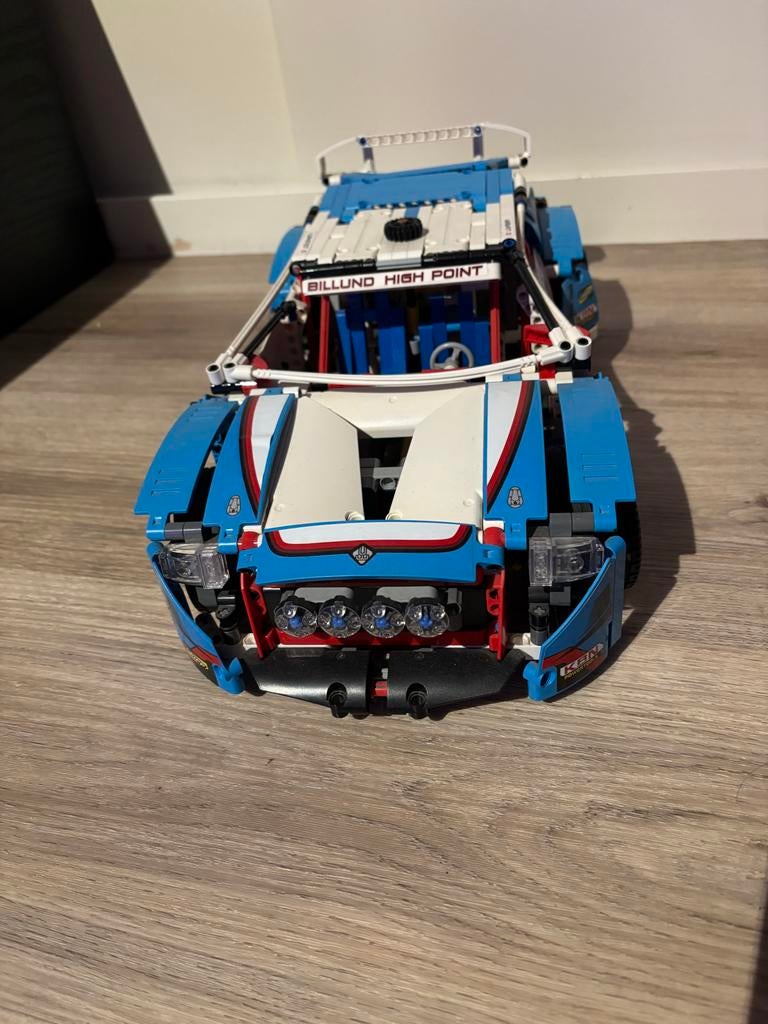LEGO Technic Rallywagen 42077, Ophalen of Verzenden, Zo goed als nieuw