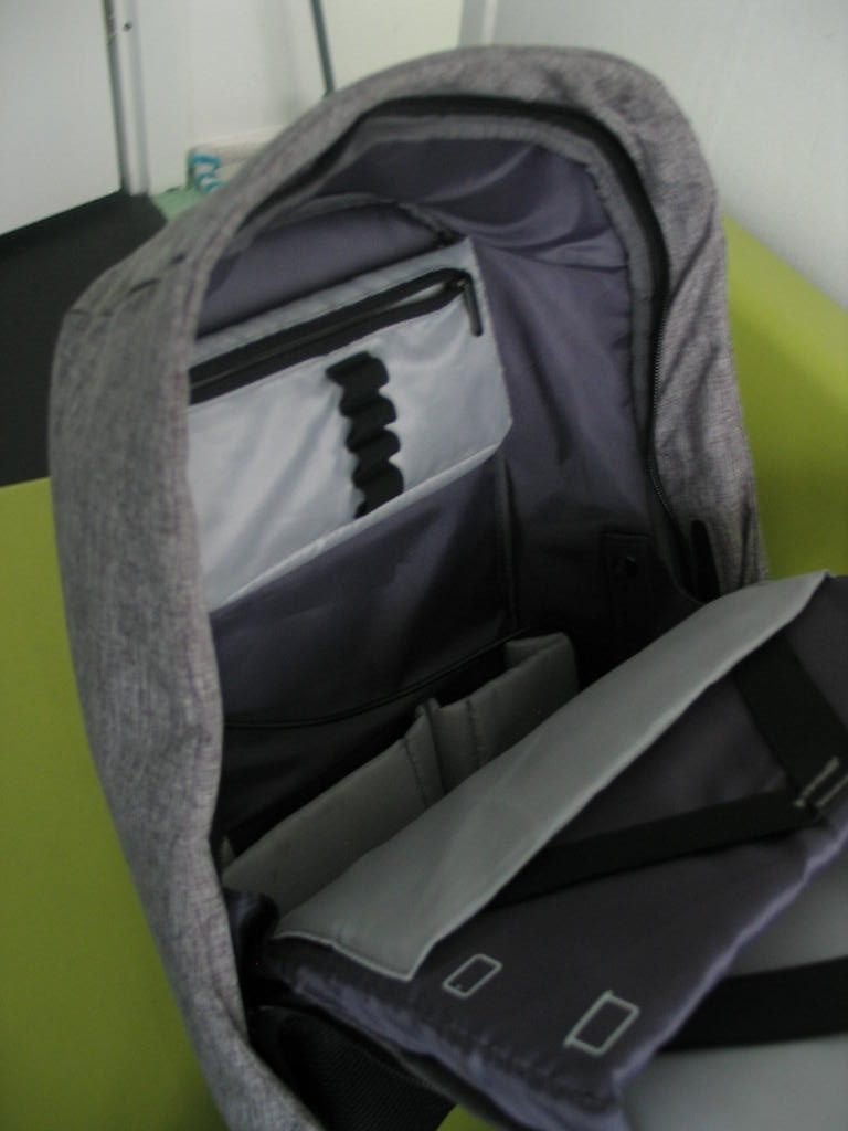 laptoptas rugtas anti diefstal X design, Ophalen, Zo goed als nieuw, Overige merken, Waterdicht