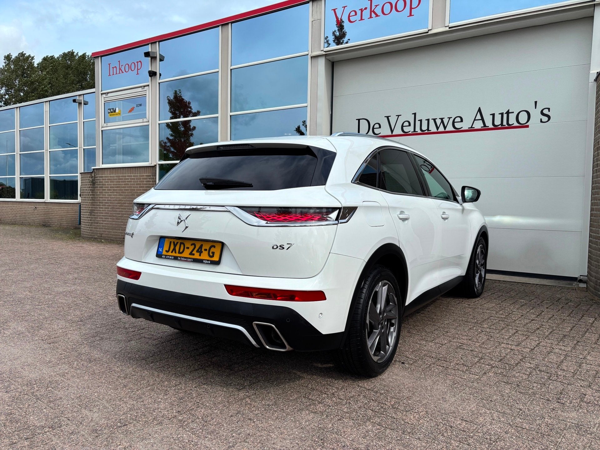 DS 7 Crossback E-Tense 4x4 Grand Chic Rivoli 300PK|Pano|Cam|, Auto's, Automaat, 1800 kg, Gebruikt, Euro 6
