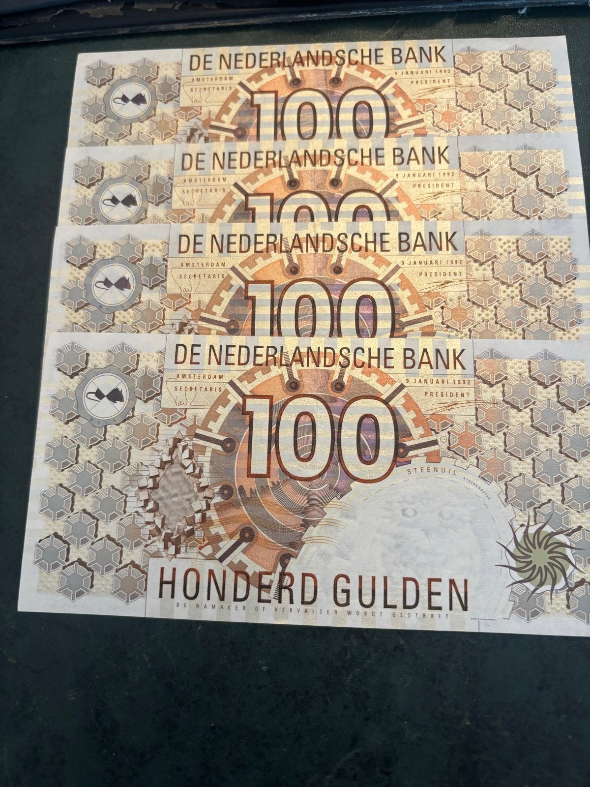 Zeldzame 100 Gulden biljetten "De Steenuil" - UNC kwaliteit, Ophalen of Verzenden, Koningin Beatrix, Overige waardes, Setje