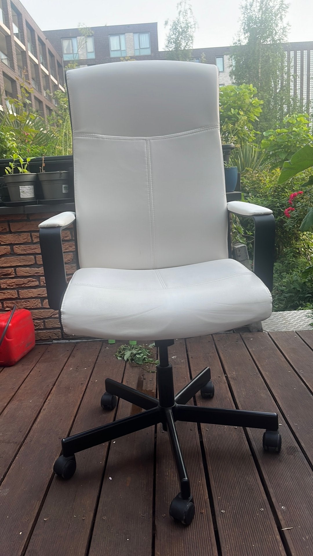 Bureaustoel Ikea, Huis en Inrichting, Bureaustoelen, Ophalen, Wit, Zo goed als nieuw, Gaming bureaustoel