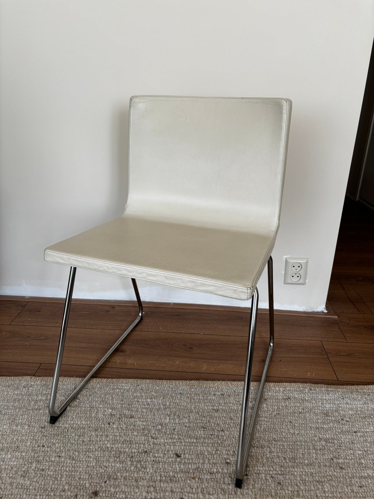 5x IKEA Bernhard Eetkamerstoelen – Wit Leer, Huis en Inrichting, Stoelen, Ophalen, Gebruikt, Wit, Vijf, Zes of meer stoelen