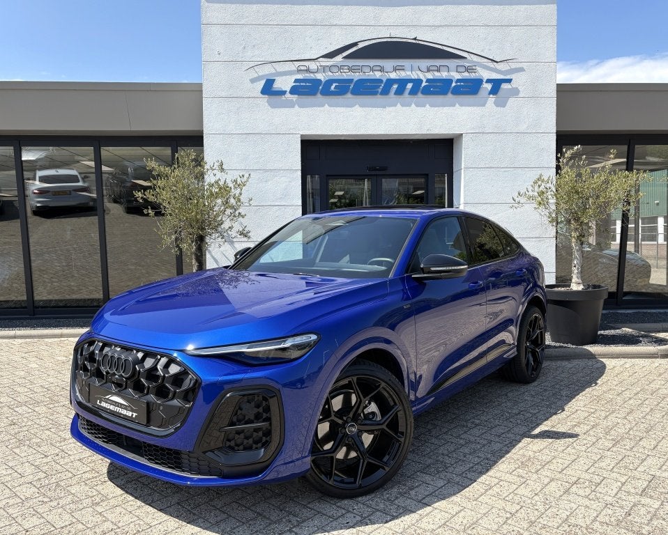 Audi Q5 Sportback 2.0 e-hybrid quattro 22 inch | PANO | S-Li, Gebruikt, Zwart, 4 cilinders, Blauw