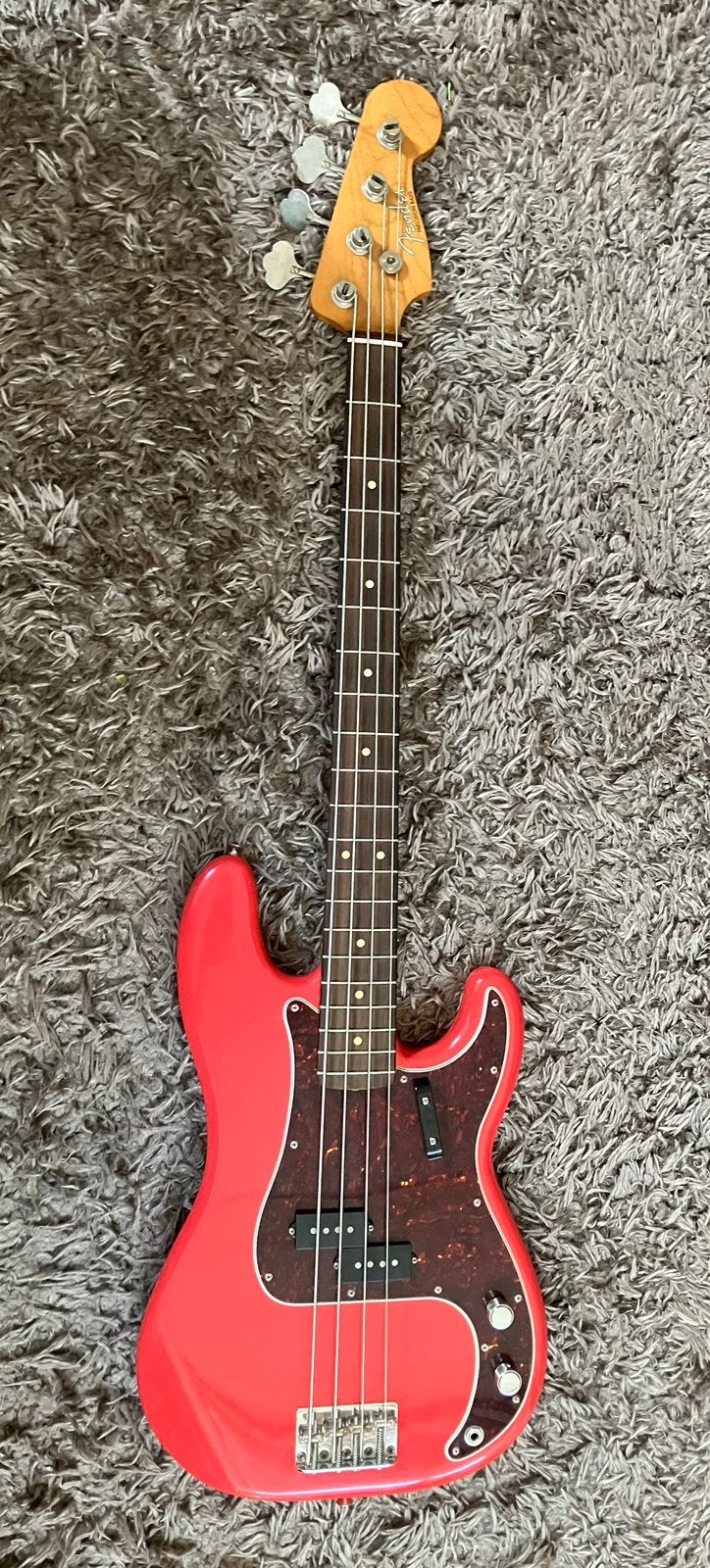 Fender 60’s P-Bass RW (mex), Muziek en Instrumenten, Ophalen of Verzenden, Zo goed als nieuw