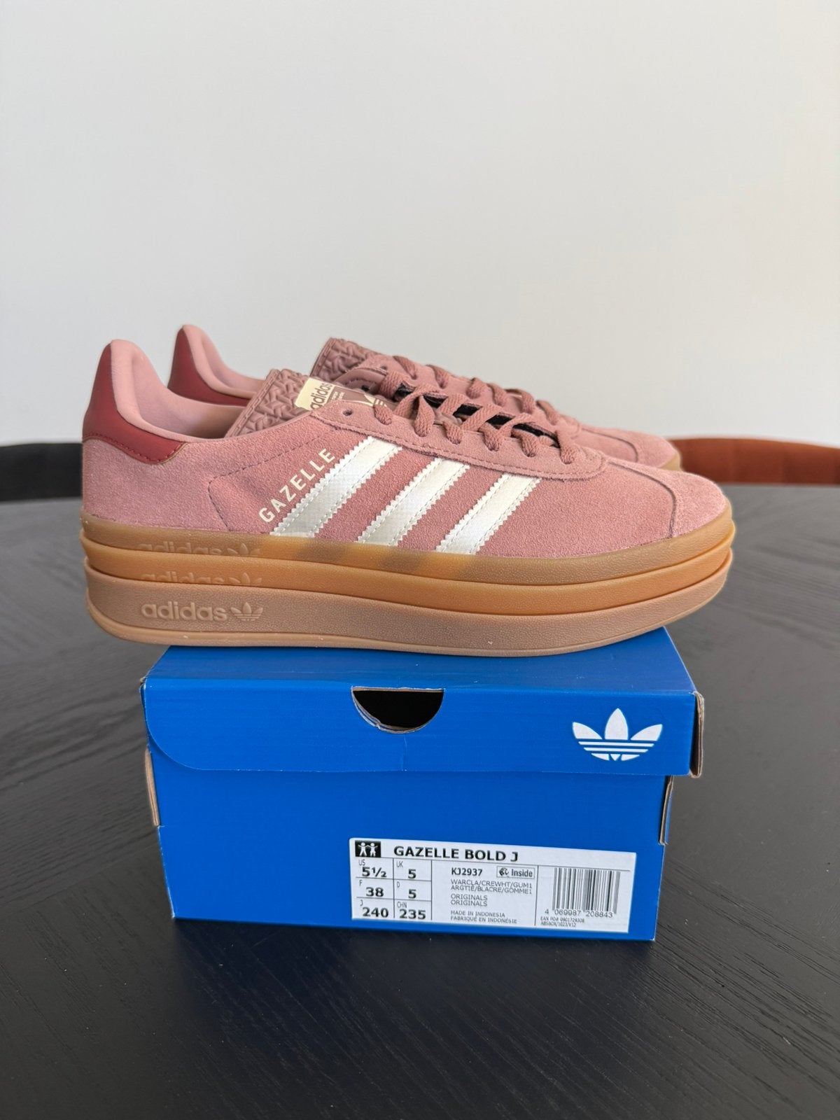 Adidas Gazelle Bold | Nieuw!, Nieuw, Ophalen of Verzenden, Sneakers of Gympen, Roze