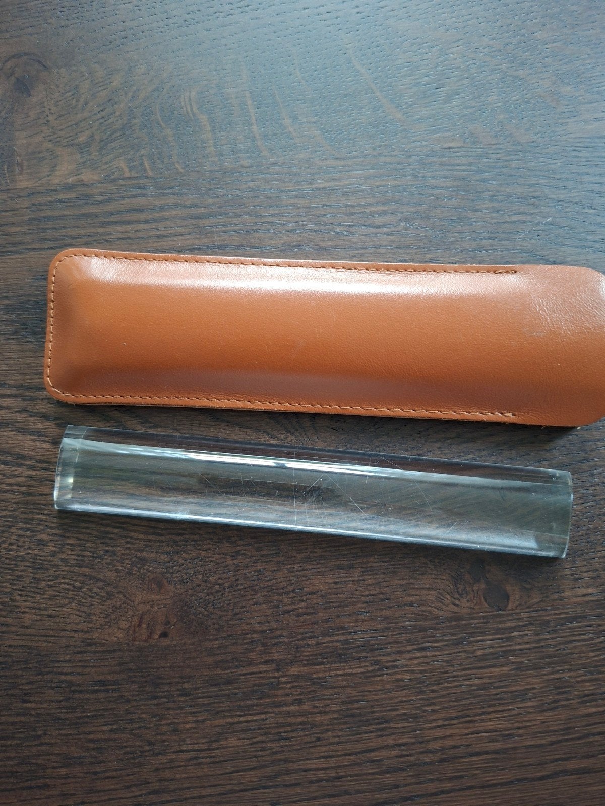 Glazen leesliniaal met leren etui, Ophalen of Verzenden, Gebruikt, Vergrootglas of Loep