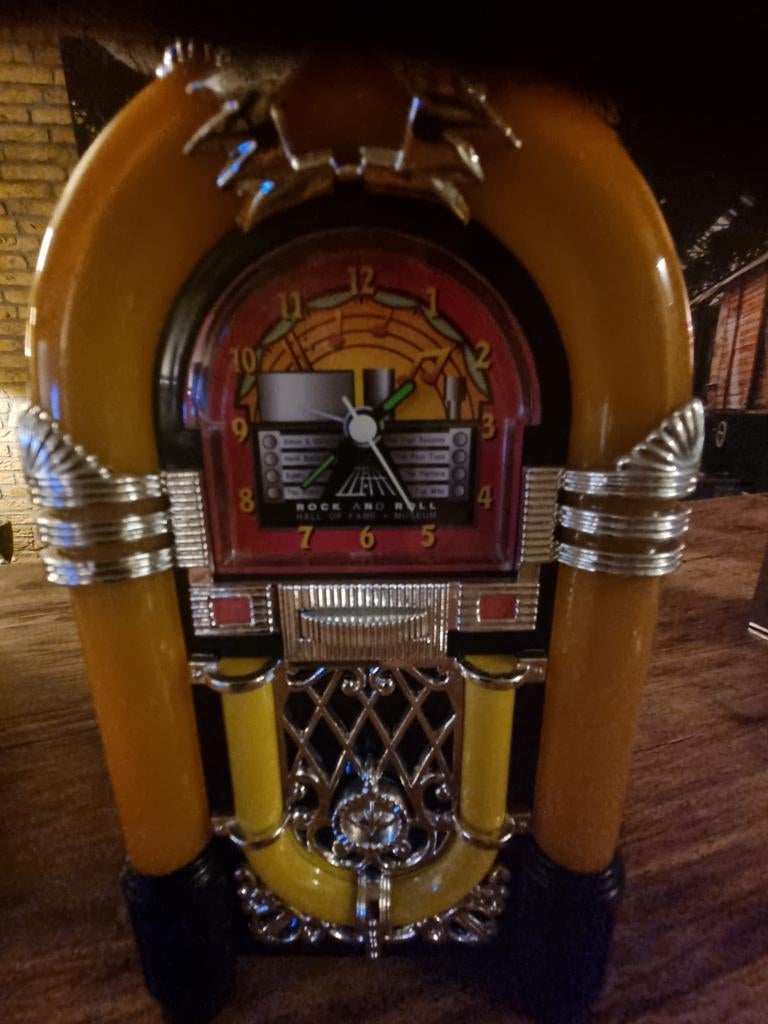 Mini Jukebox Klok - Retro Design, Verzamelen, Automaten | Jukeboxen, Ophalen of Verzenden, Zo goed als nieuw, 1970 tot heden, Overige merken
