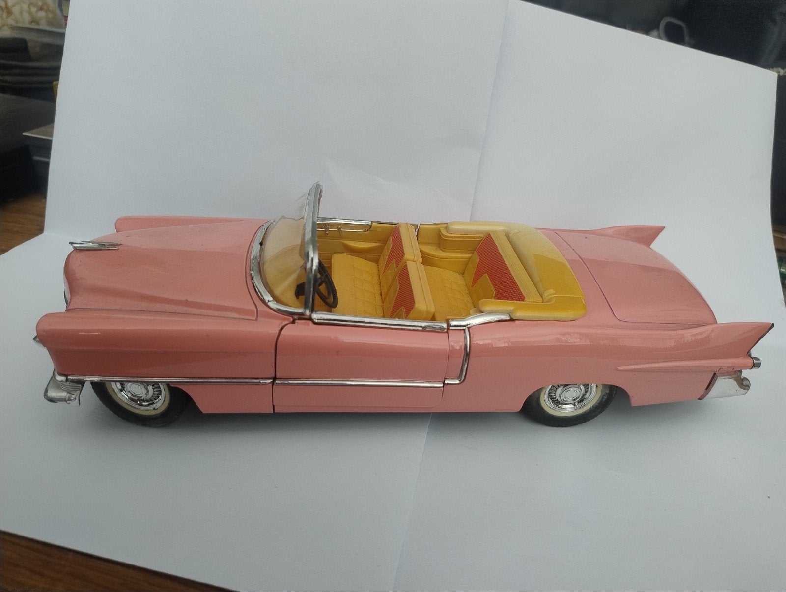 🔴 Solido Cadillac Eldorado 1/18, Hobby en Vrije tijd, Modelauto's | 1:18, Ophalen of Verzenden, Zo goed als nieuw, Solido