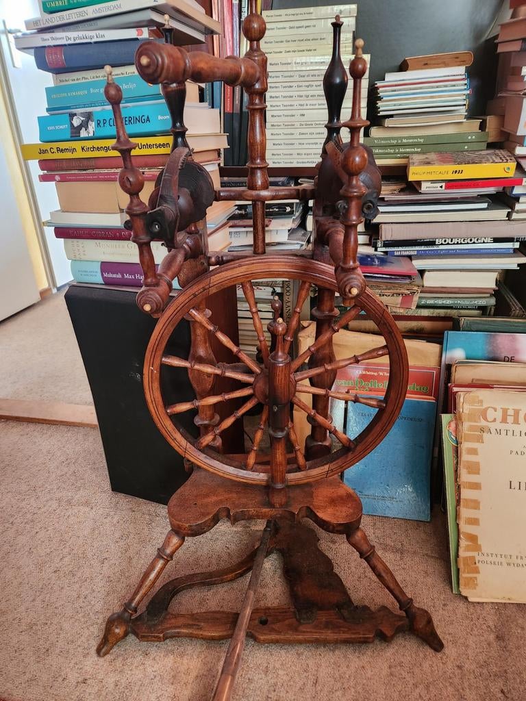 Antiek houten spinnenwiel - Decoratief en klassiek, Hobby en Vrije tijd, Spinnewielen en Spinnen, Ophalen, Gebruikt, Spinnewiel