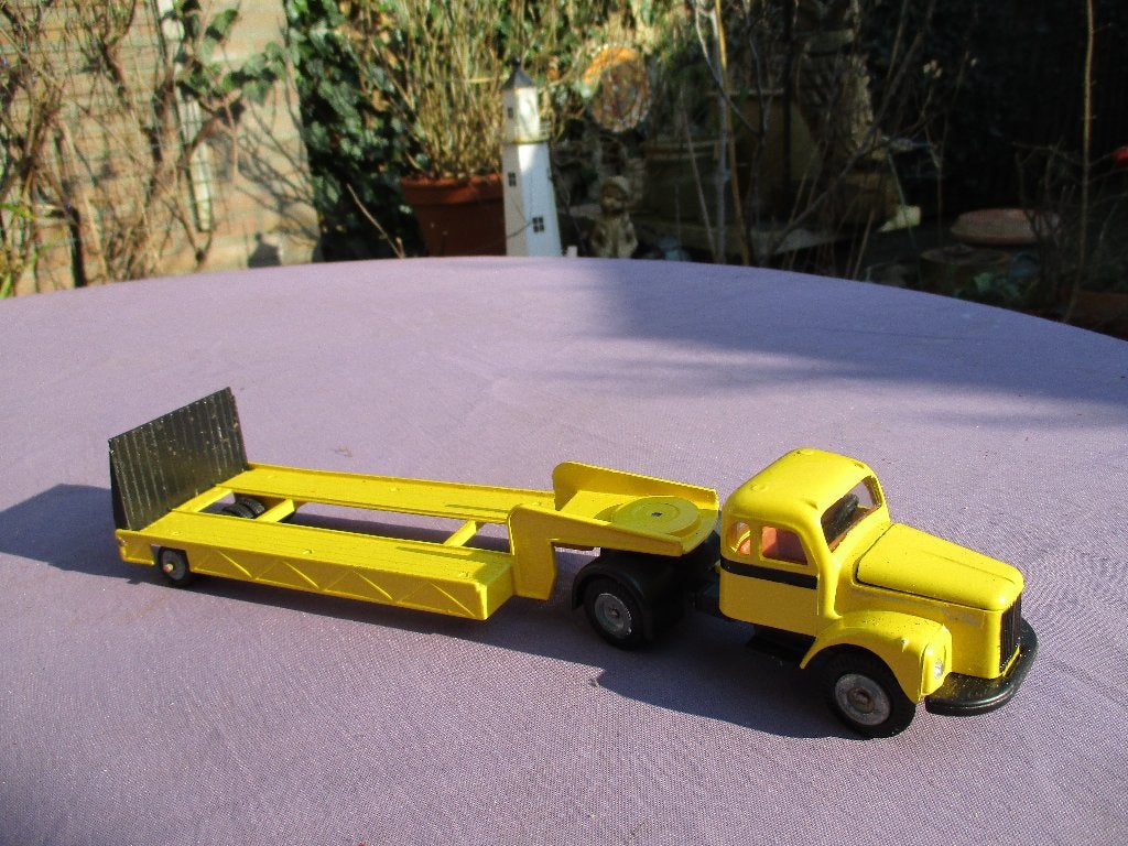 Tekno Scania Vabis 110 super met dieplader demo, Verzenden, Zo goed als nieuw, Bus of Vrachtwagen, Tekno