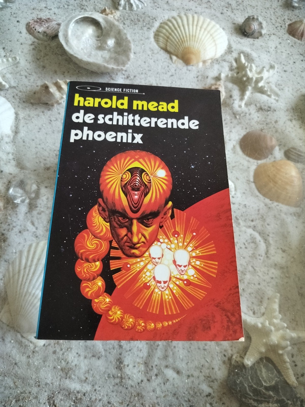 Harold Mead - De schitterende Phoenix, Boeken, Ophalen of Verzenden, Gelezen, Spiritualiteit algemeen, Achtergrond en Informatie