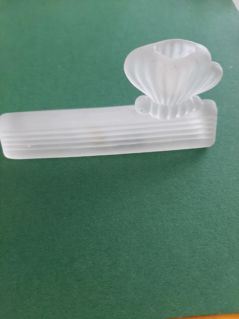 Sabino messenlegger schelp op voetje, gesatineerd glas, Antiek en Kunst, Ophalen of Verzenden