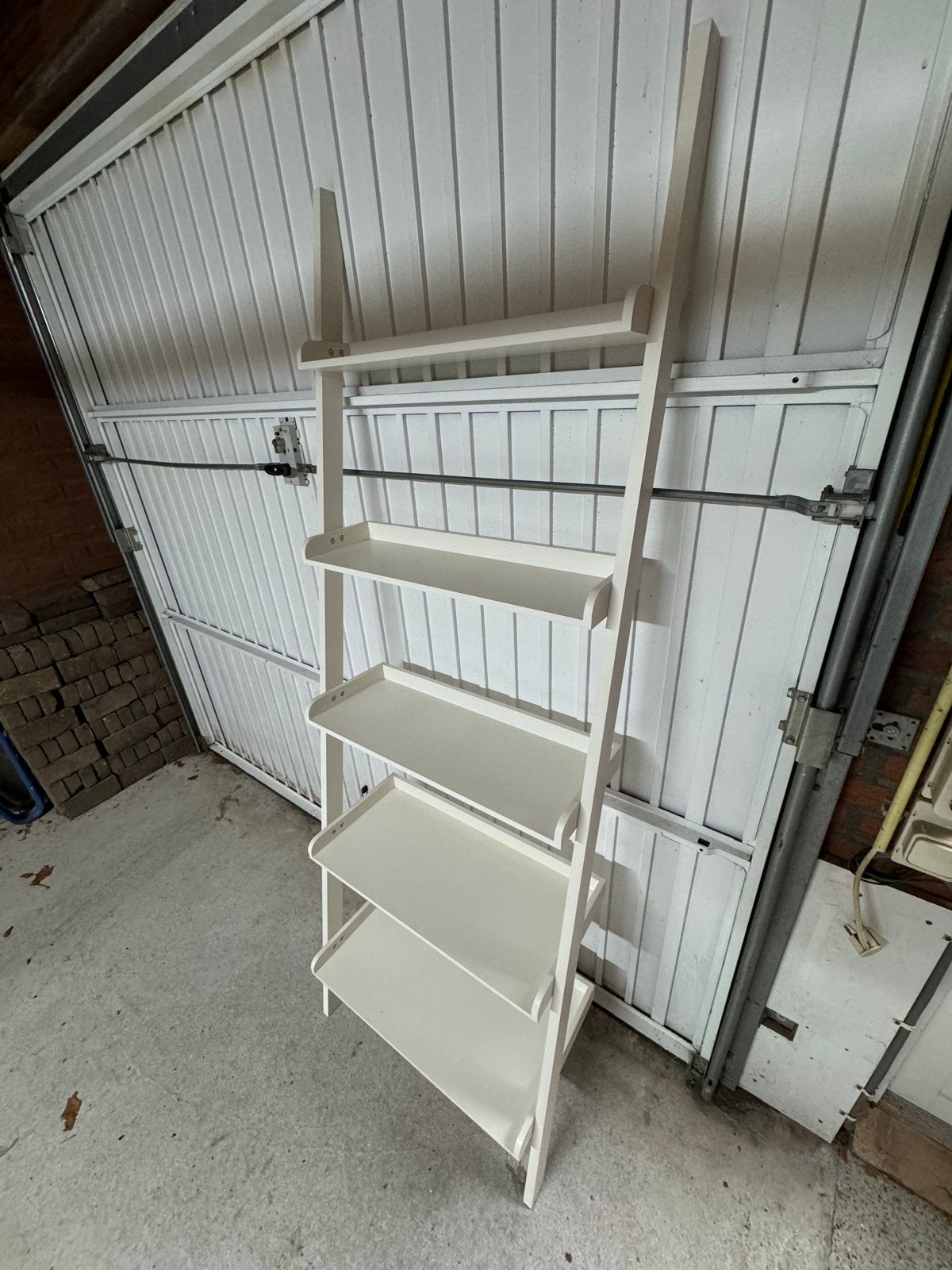 Witte ladderkast met 5 planken - Ideaal voor elke kamer, Ophalen, Gebruikt