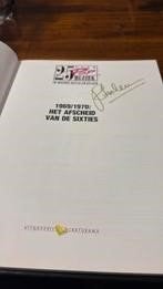 Boek 25 jaar popmuziek gesigneerd door Robbie van Leeuwen, Gebruikt, Ducoso, Ophalen of Verzenden, Boek, Tijdschrift of Artikel