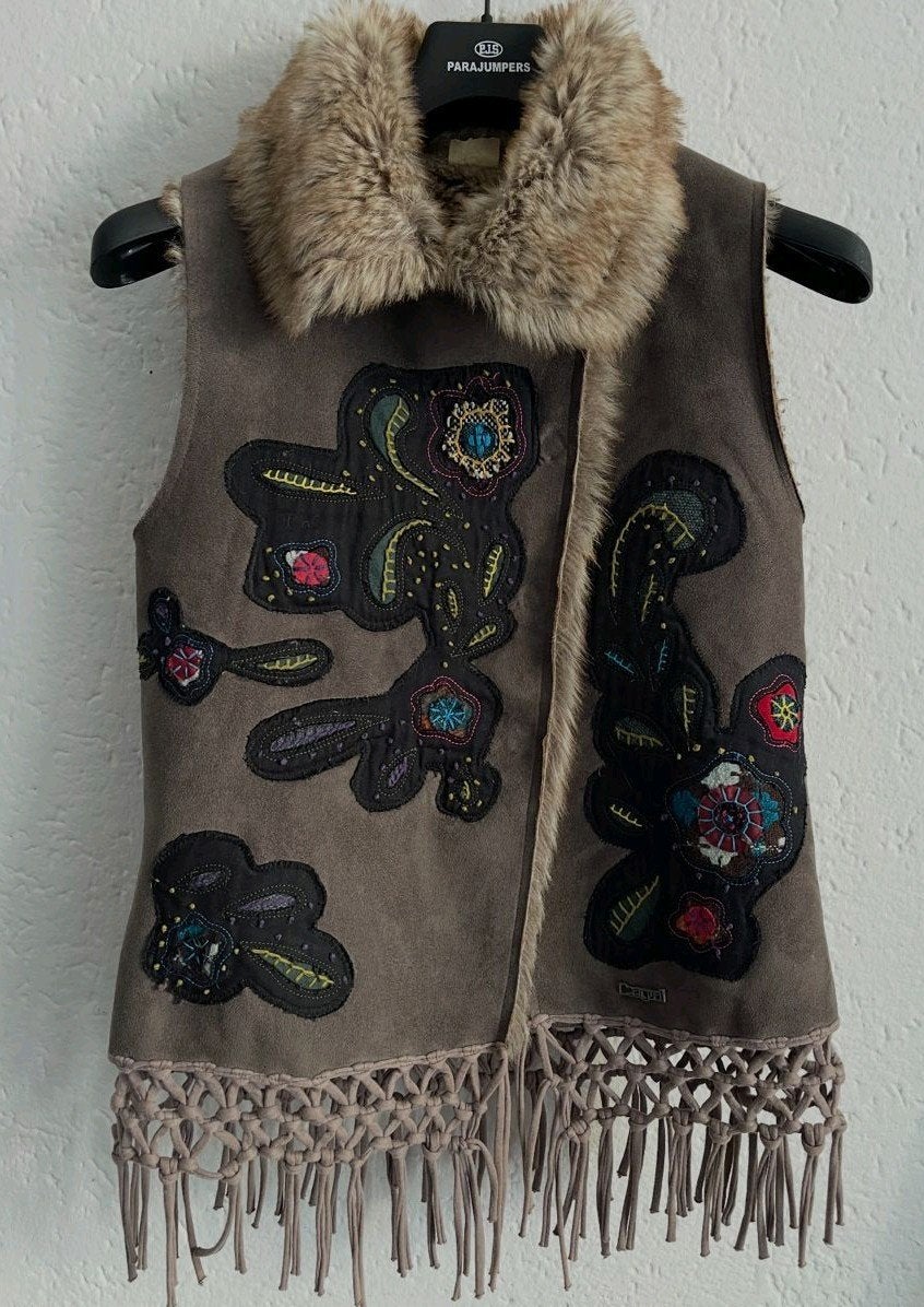 Desigual bodywarmer franjes . 38/40, Kleding | Dames, Bodywarmers, Desigual, Ophalen of Verzenden, Zo goed als nieuw, Maat 38/40 (M)