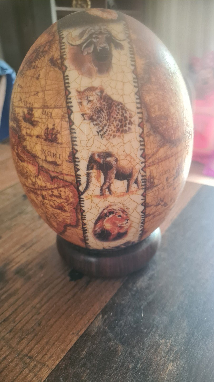 Decoratieve struisvogelei met Afrikaanse dieren, Huis en Inrichting, Ophalen of Verzenden