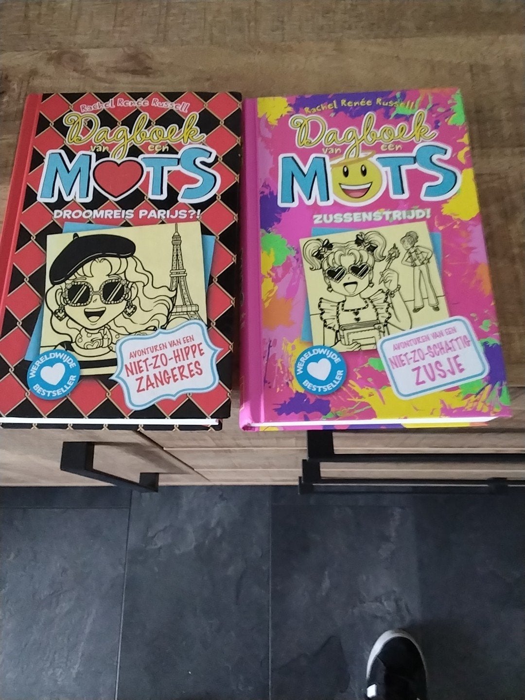Dagboek van een Muts deel 15 & 16 € 7.50 per stuk, Ophalen of Verzenden, Zo goed als nieuw, Rachel Renée Russell, Fictie