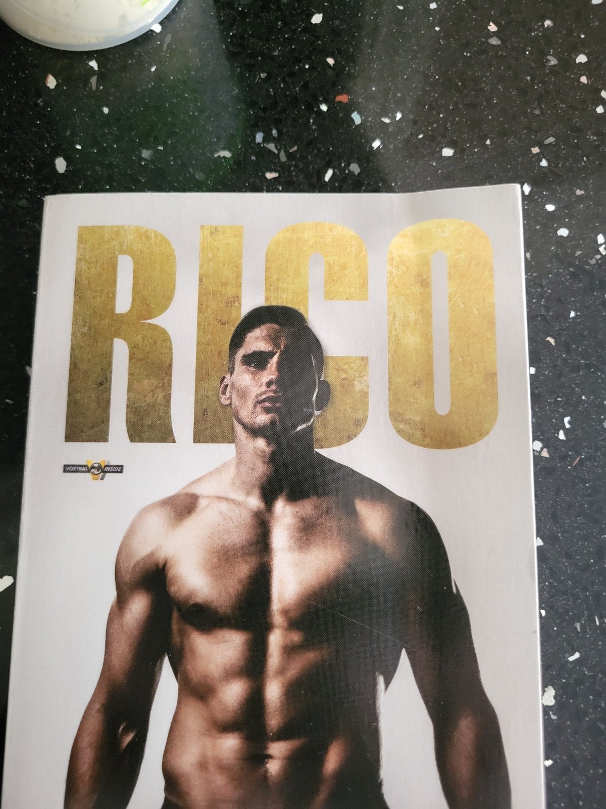 Rico Verhoeven: Het onthullende levensverhaal, Ophalen of Verzenden