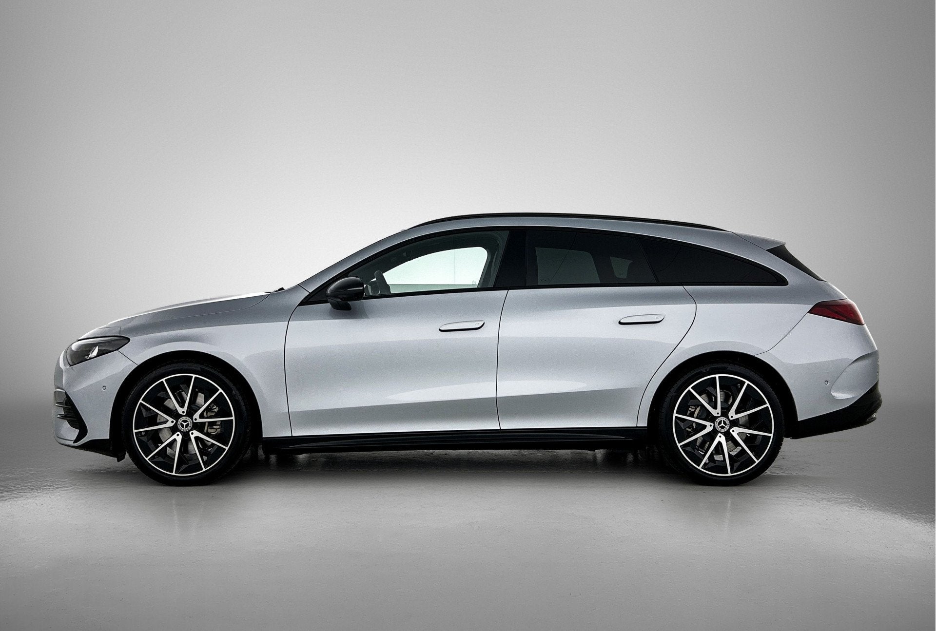 Mercedes-Benz CLA-Klasse Shooting Brake 250+ Business Soluti, Auto's, Automaat, CLA, Achterwielaandrijving, Zwart