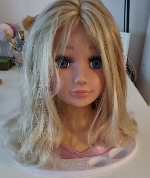 Make-up pop baby born, Ophalen of Verzenden, Zo goed als nieuw, Babypop