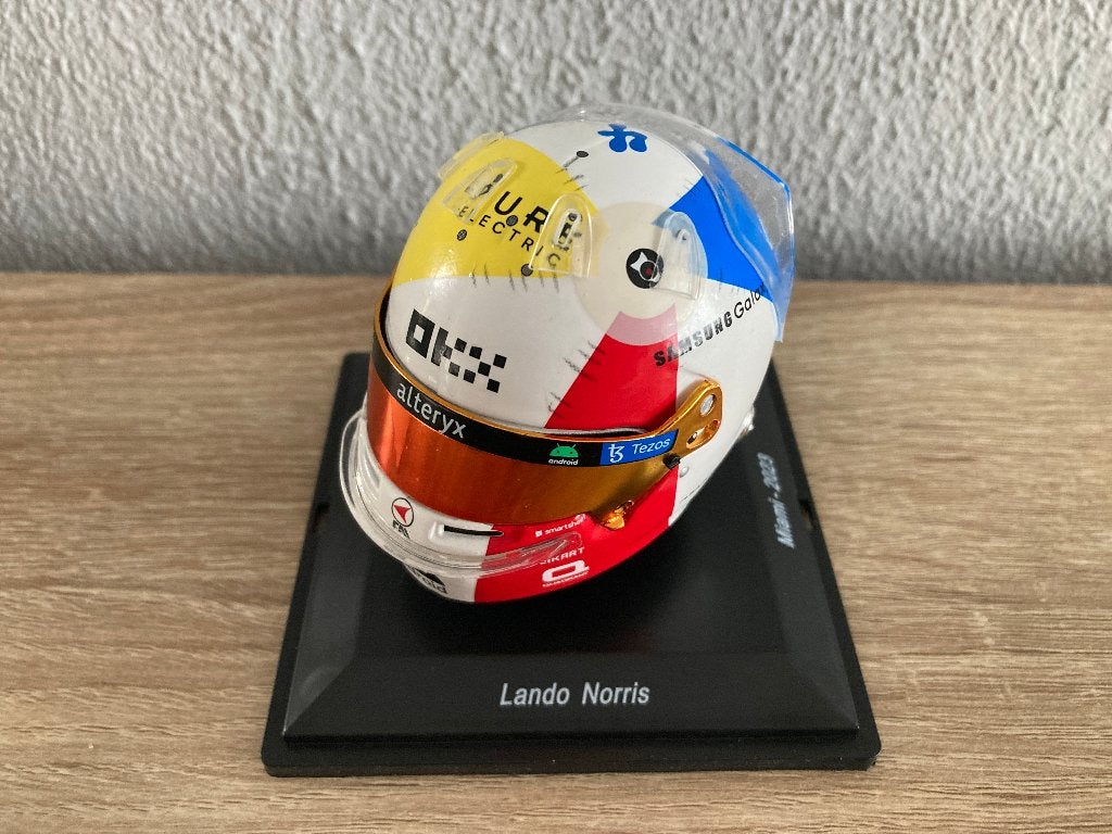 ✅ Lando Norris 1:5 helm Miami GP 2023 Mclaren F1 1/5, Verzamelen, Automerken, Motoren en Formule 1, Nieuw, Formule 1, Ophalen of Verzenden