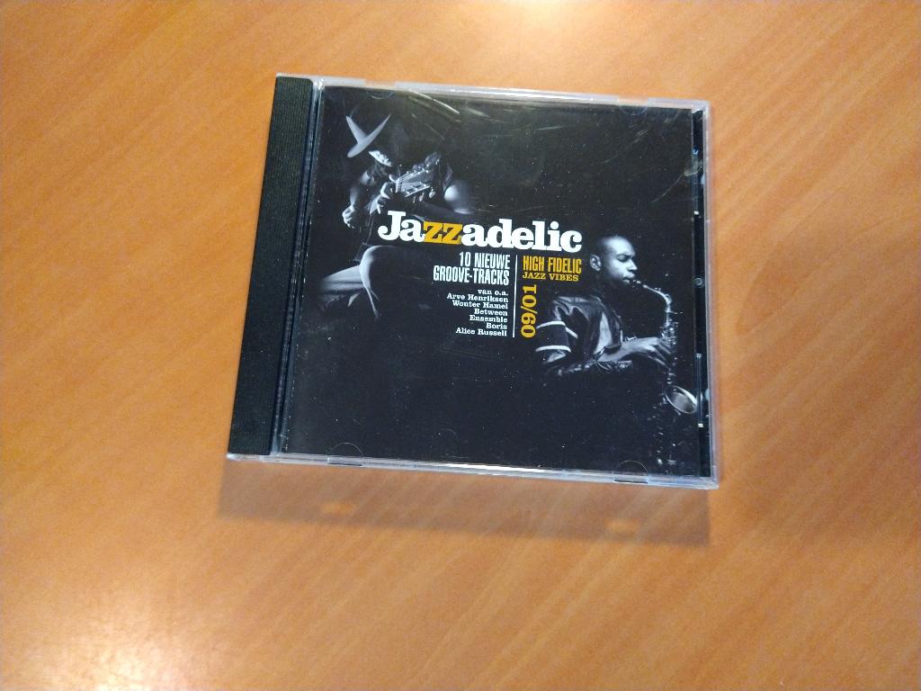 CD Jazzadelic 09/01 - High Fidelic Jazz Vibes, Cd's en Dvd's, Cd's | Jazz en Blues, Ophalen of Verzenden, 1980 tot heden, Zo goed als nieuw